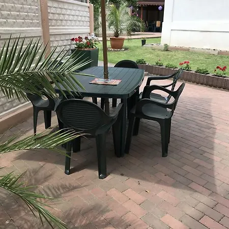 Mellys Haus Penzion Mangalia