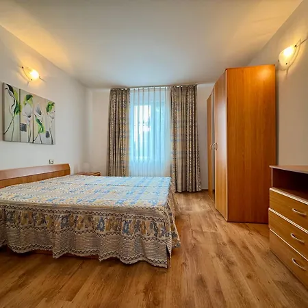 Konukevi Mellys Haus 3*