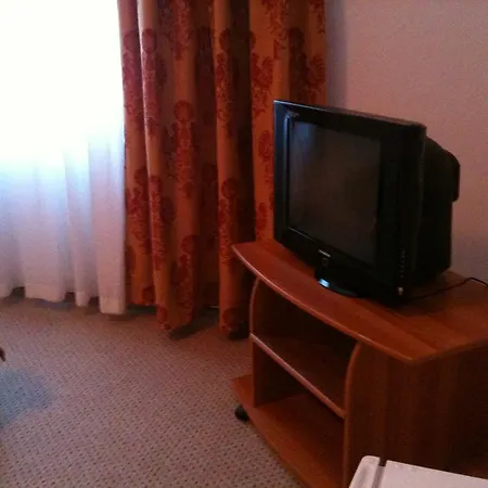 Guest house Mellys Haus 3*