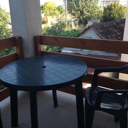 Guest house Mellys Haus 3*